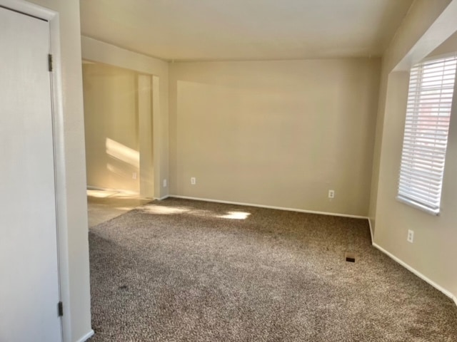 Building Photo - Pheasant Glen Town House #39
