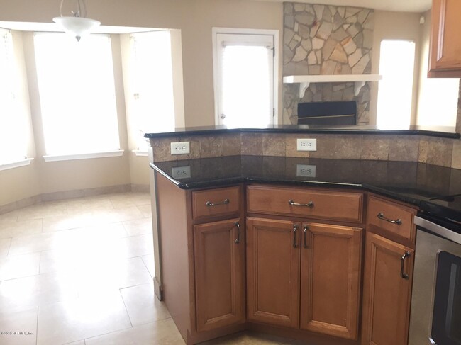 Building Photo - 12390 Casheros Cove Dr S
