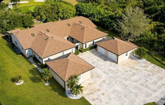 Building Photo - 1203 Saxony Cir