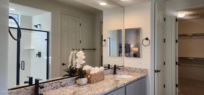 Building Photo - 26704 W McRae Dr