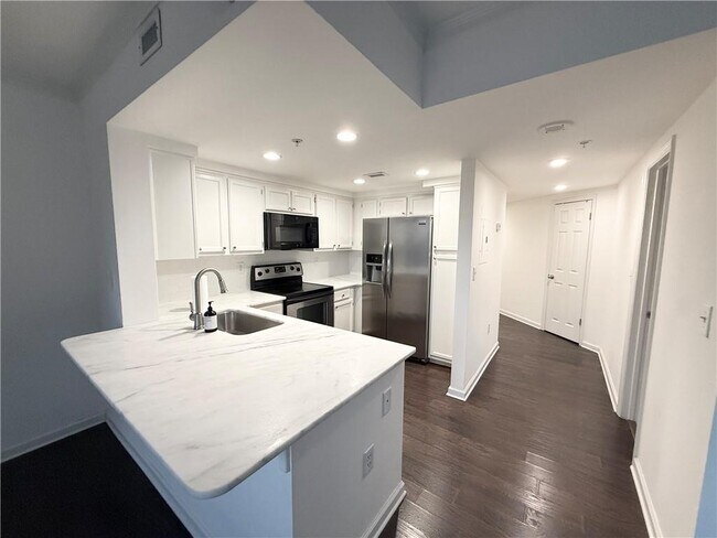 Building Photo - 199 14th St NE