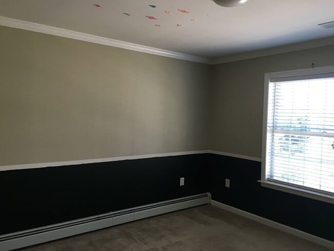 Building Photo - 37 Glen Ave