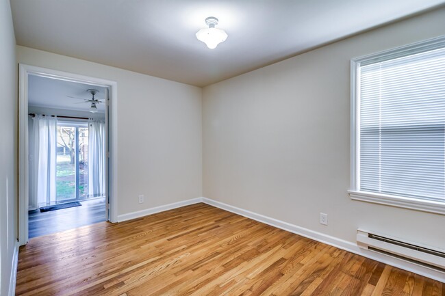 Building Photo - 9238 15th Ave SW