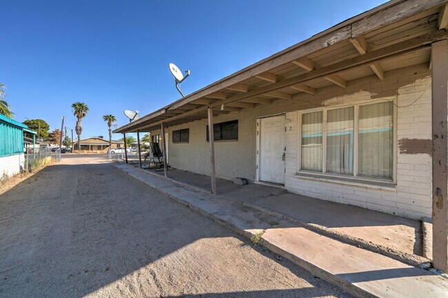 Building Photo - 251 W Northern Ave