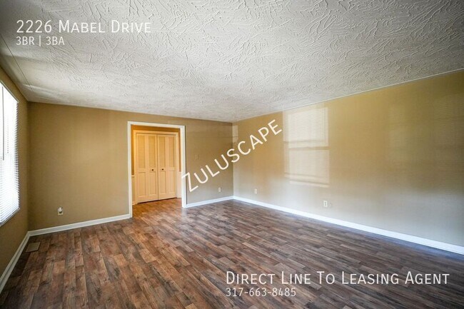 Building Photo - 2226 Mabel Dr