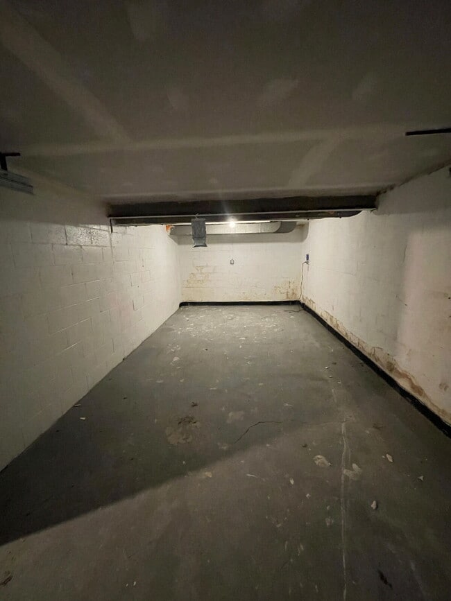 Building Photo - Beautifully updated 3 bed 1 bath home with garage and off-street parking in Penn Hills!