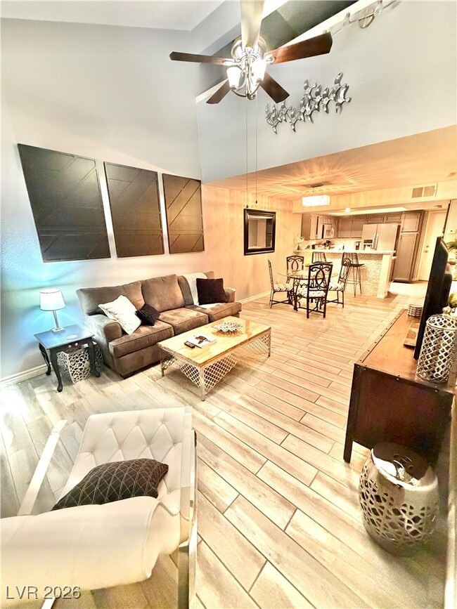 Building Photo - 2700 Lodestone Dr