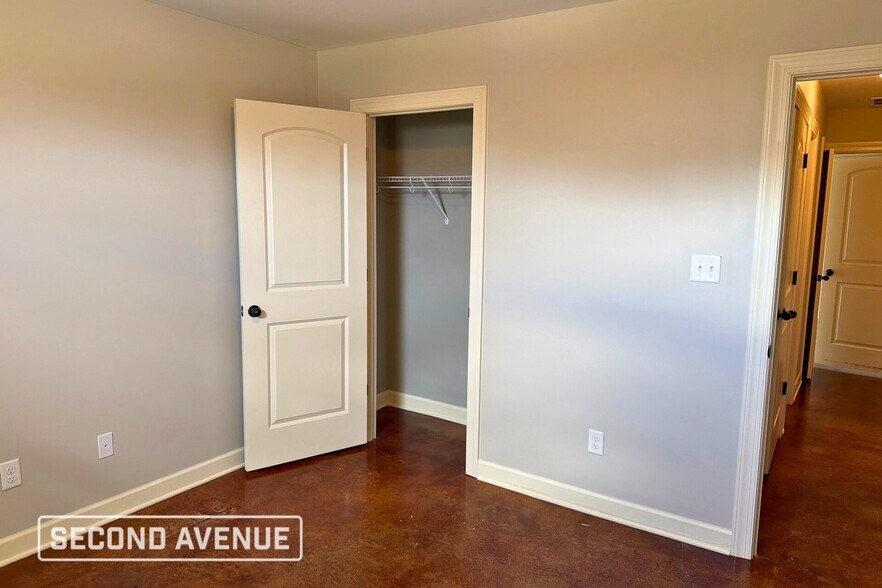 Building Photo - 8943 Smith Ranch Dr