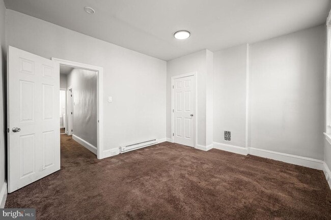 Building Photo - 3103 N Croskey St