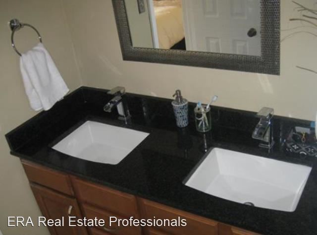 Building Photo - 2 br, 1.5 bath House - 3902 Inverness Road