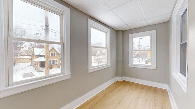 Building Photo - 3465 W 56th St