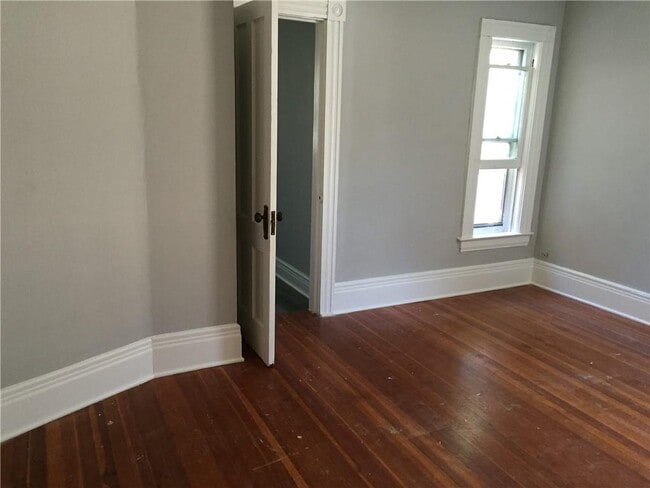 Building Photo - 82 Asbury St