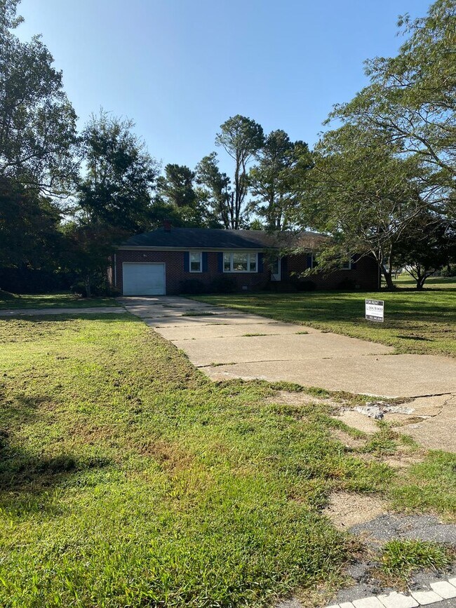 190 Brumsey Road Located in Currituck 190 Brumsey Rd Moyock NC