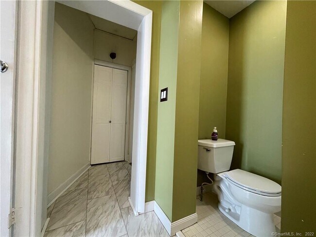 Building Photo - 11 West St