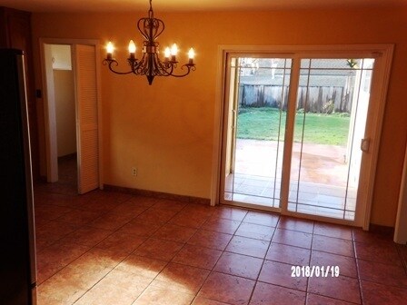 Building Photo - Coming soon! 3 bedroom 2 bath in Maple Park, South Salinas