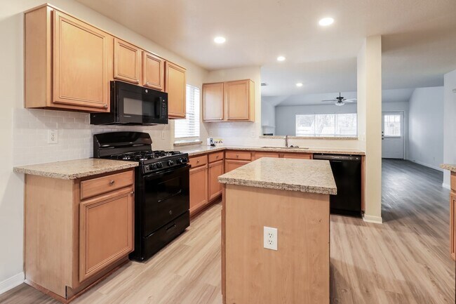 Building Photo - 5742 Forest Timbers Dr