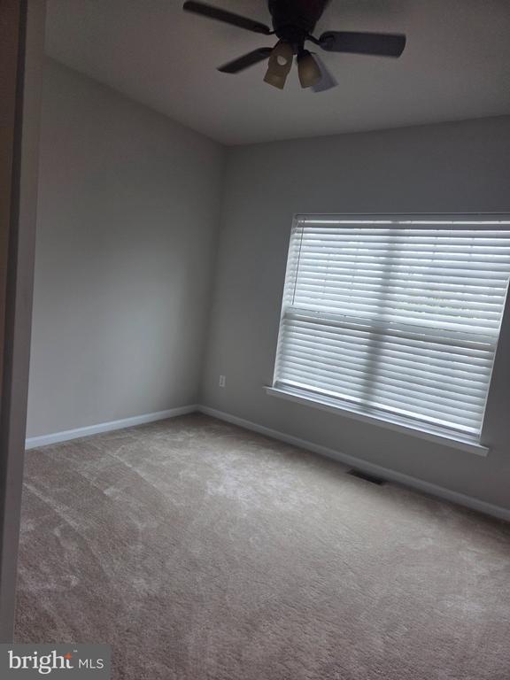 Building Photo - 31 Wavyleaf Dr