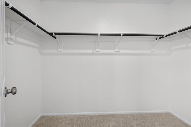 Building Photo - 5111 Sunvalley Bend Dr