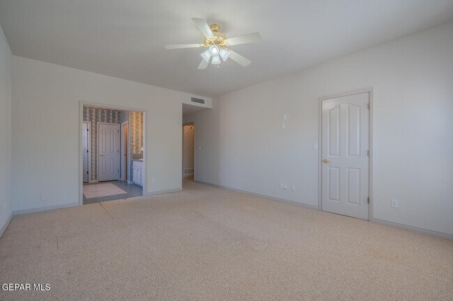 Building Photo - 2066 Paseo Del Prado Dr
