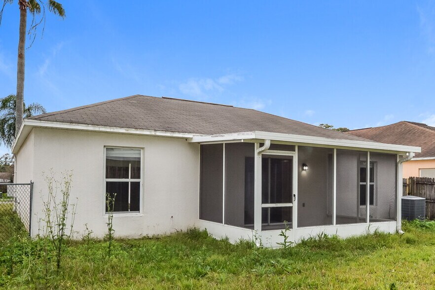 Building Photo - 108 Spanish Bay Dr