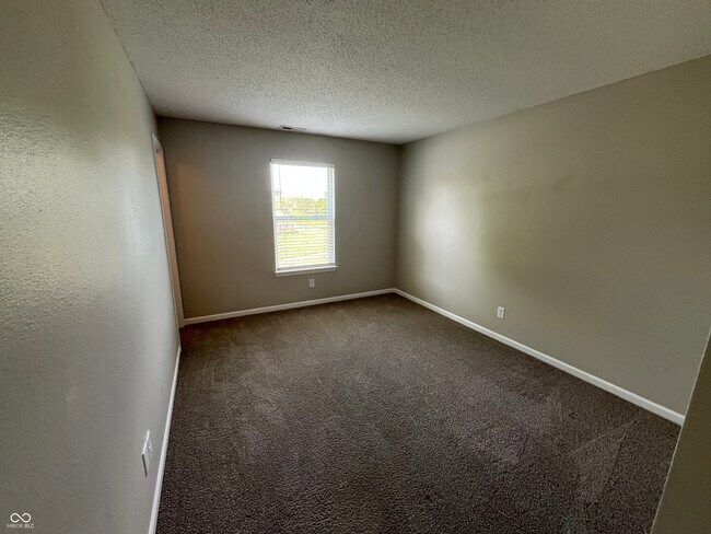 Building Photo - 14928 Drayton Dr