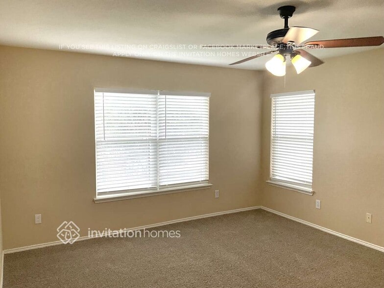 Building Photo - 926 Gillon Dr