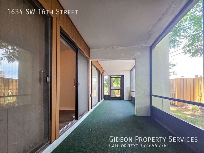 Building Photo - 1634 SW 16th St