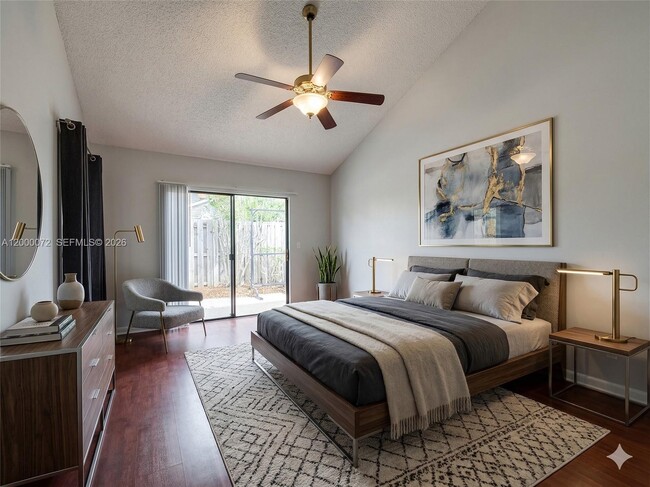 Building Photo - 4151 Palm Bay Cir