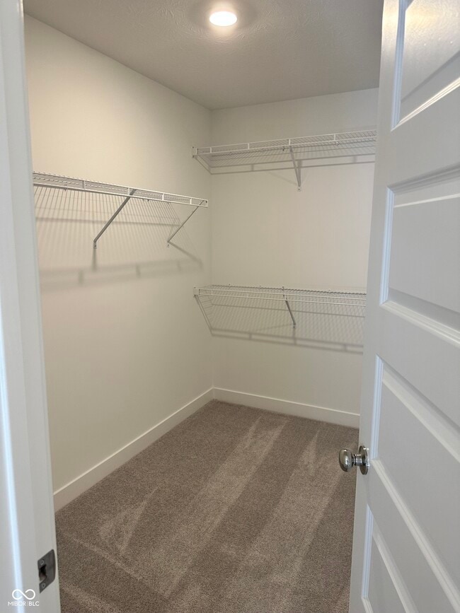 Building Photo - 8560 Tripp Rd