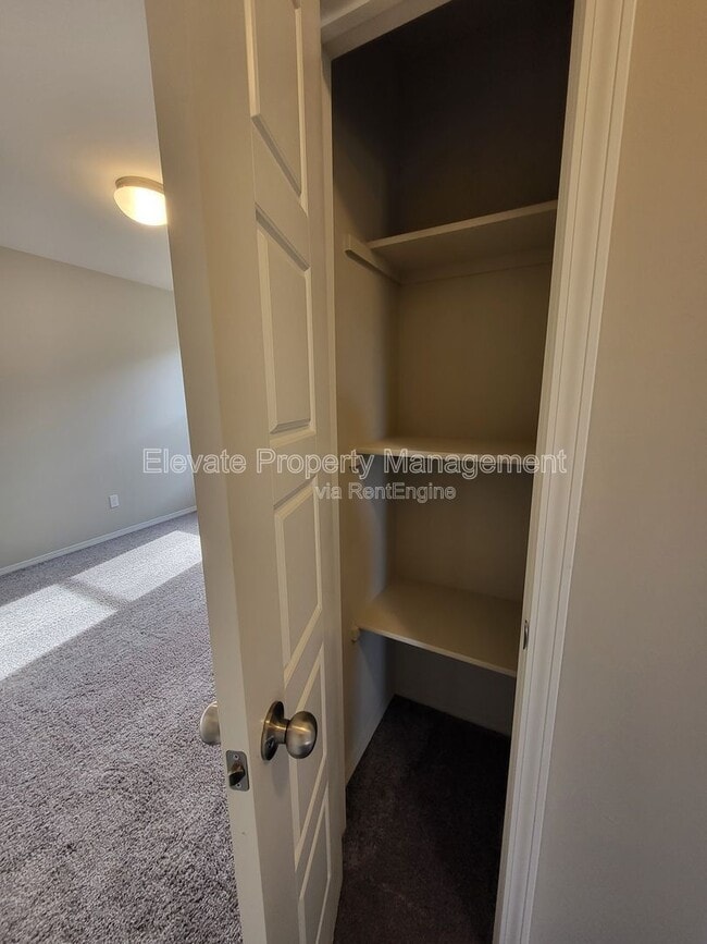 Building Photo - 1920 Mason Ln