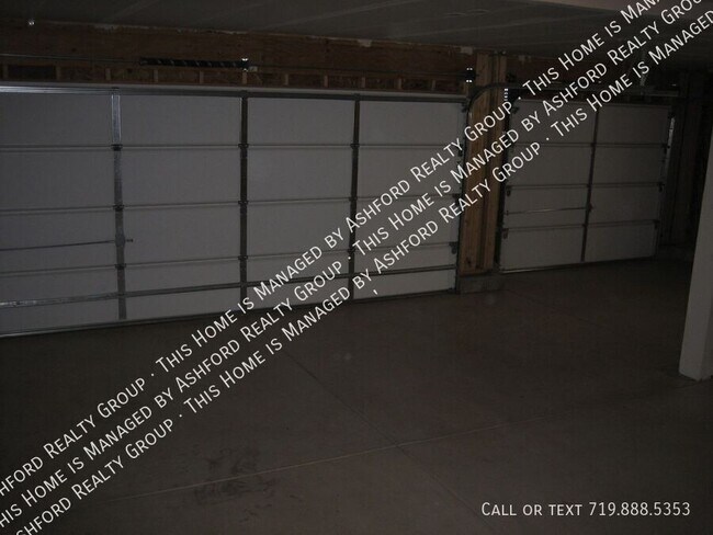 Building Photo - 13849 Windy Oaks Rd
