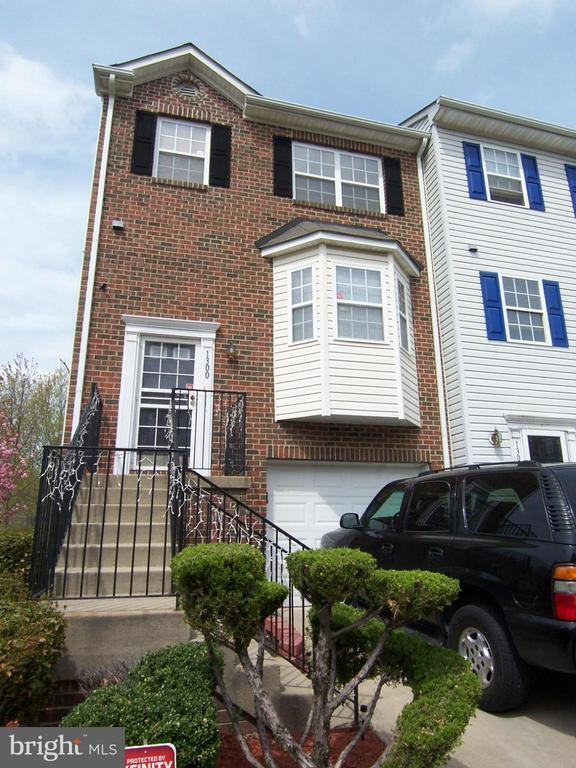 Building Photo - 1300 Sutler Terrace