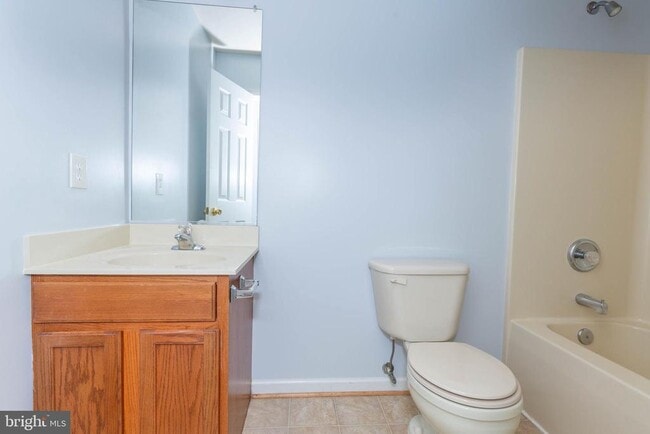 Building Photo - 128 Pony Cir