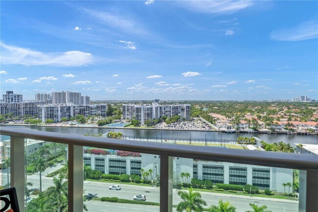 Building Photo - 2501 S Ocean Dr