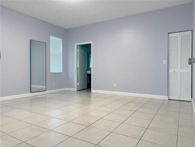 Building Photo - 10235 Panama St