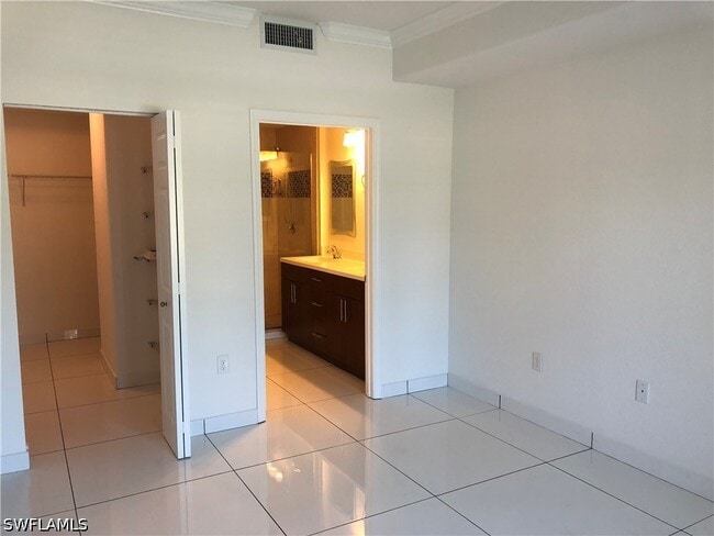 Building Photo - 13150 Bella Casa Cir