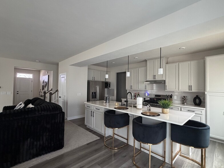 Building Photo - 795 Goodland Cir NW