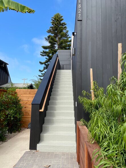Stairs to unit - 1825 Wilstone Ave