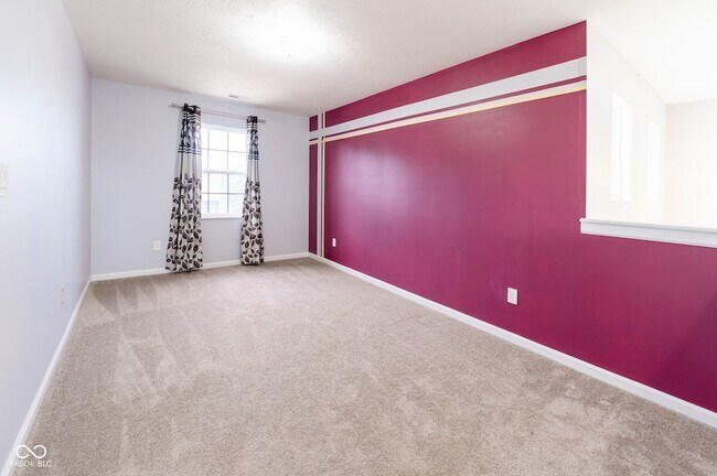 Building Photo - 899 Briarstone Dr