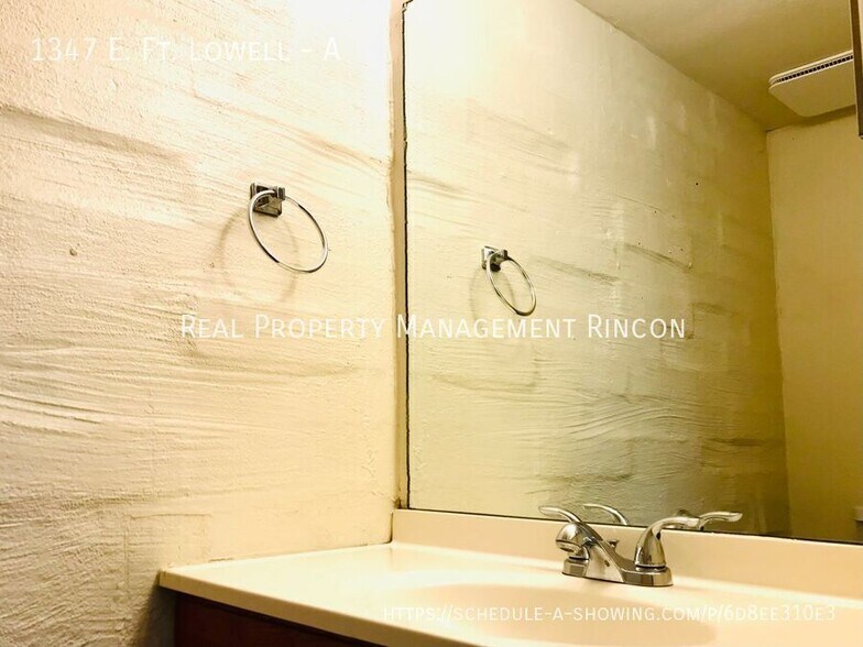 Building Photo - 1347 E Fort Lowell Rd