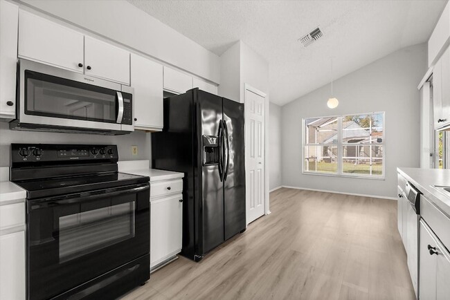 Building Photo - 2612 Brookshire Ct