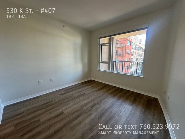 Building Photo - Completely Remodeled Gorgeous Gaslamp Cond...