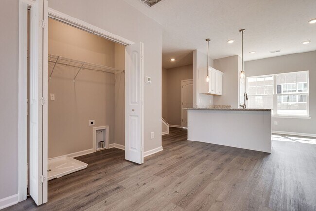 Building Photo - 305 Moshe Feder Wy