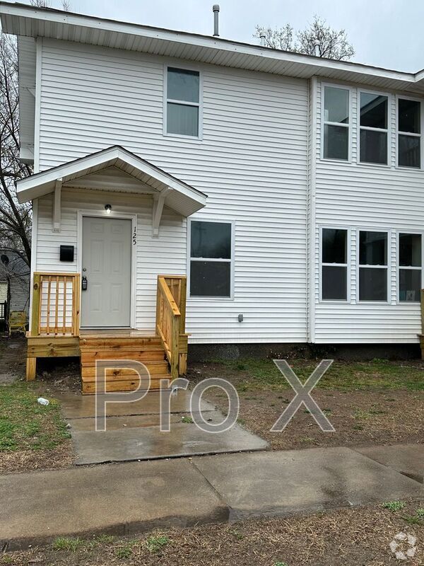Building Photo - 125-127 S Connor Ave
