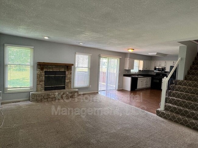 Building Photo - 1384 N Ridge Pkwy