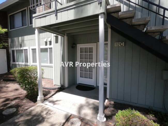 Building Photo - Fantastic San Ramon first floor condo
