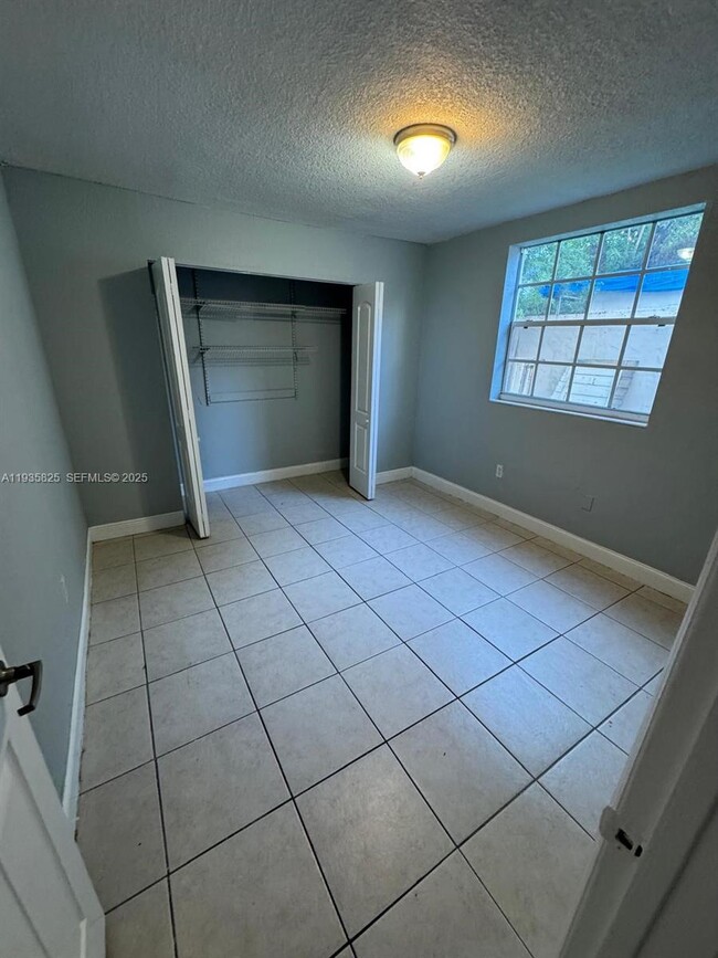 Building Photo - 652 NW 3rd St