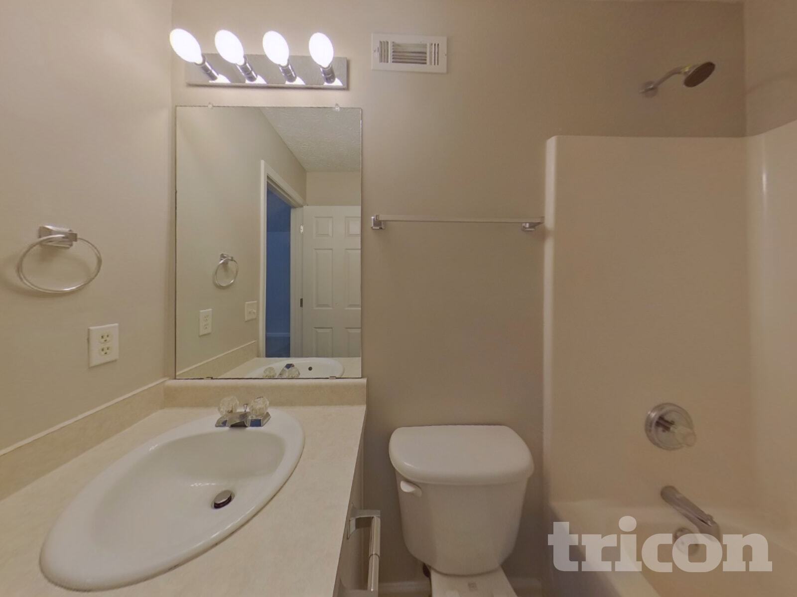 Building Photo - 12513 Lakeside Pkwy