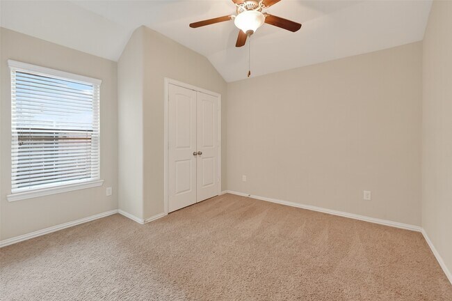 Building Photo - 18139 Swallow Spgs Wy