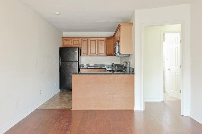 Building Photo - 4654 33rd St